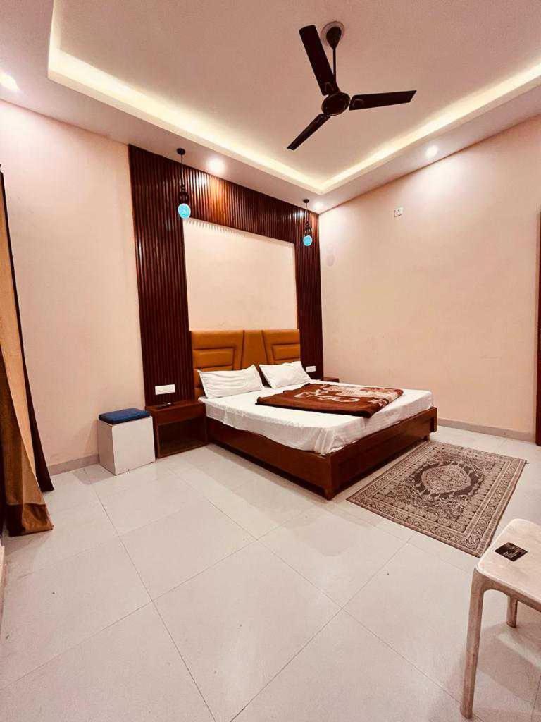 Hotel O The Miraj Sonipat Ngoại thất bức ảnh
